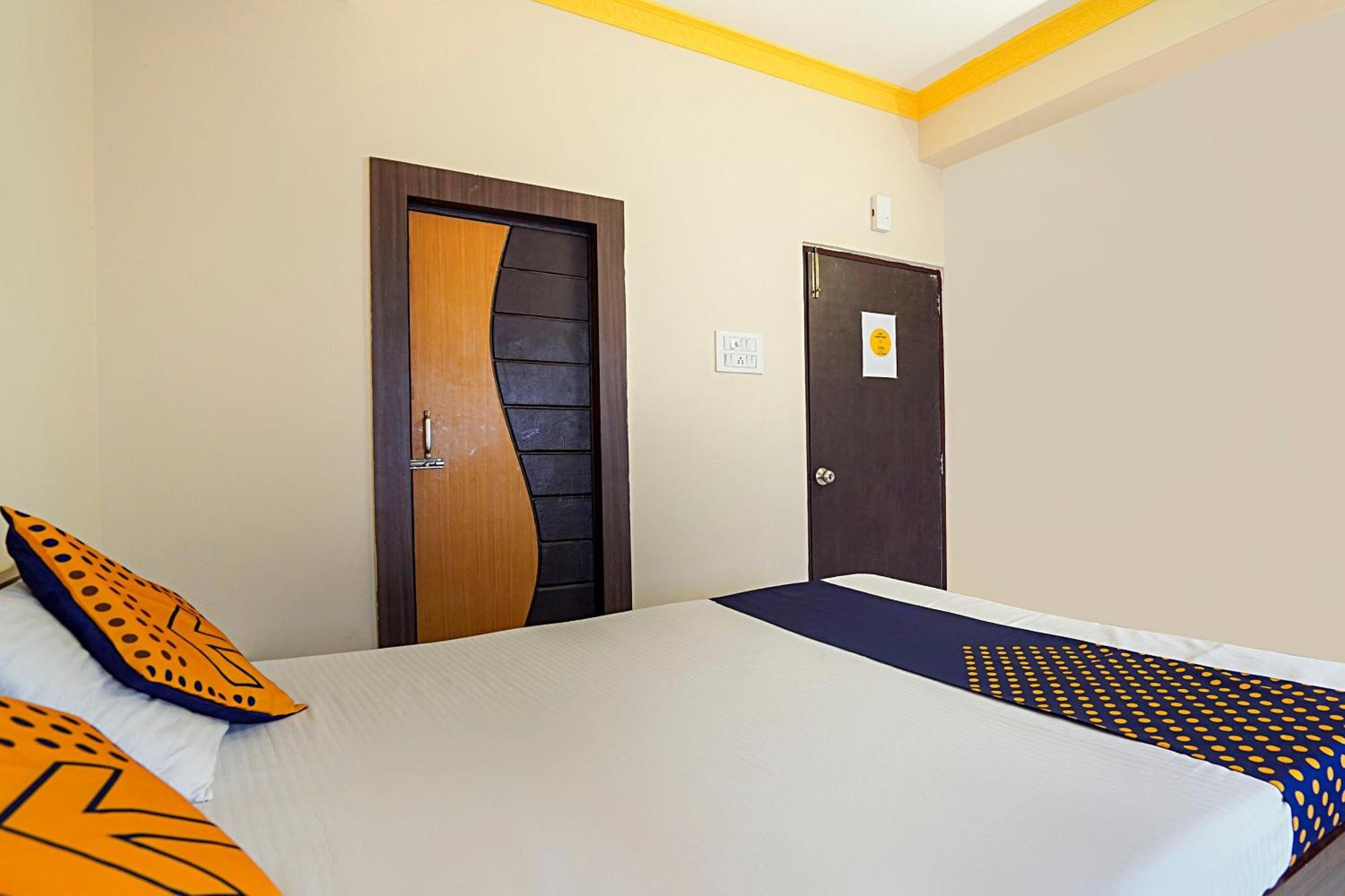 Hotel O Trisha Guest House Dam Dam Exterior photo